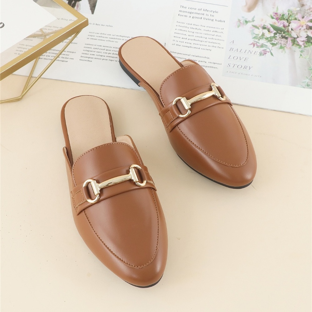 BROWN/CAMEL "LEATHER" MULES  with GOLD "HORSEBIT" detail SIZE 9.5